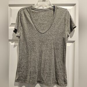 Universal Thread Gray V-Neck Short Sleeve Tee